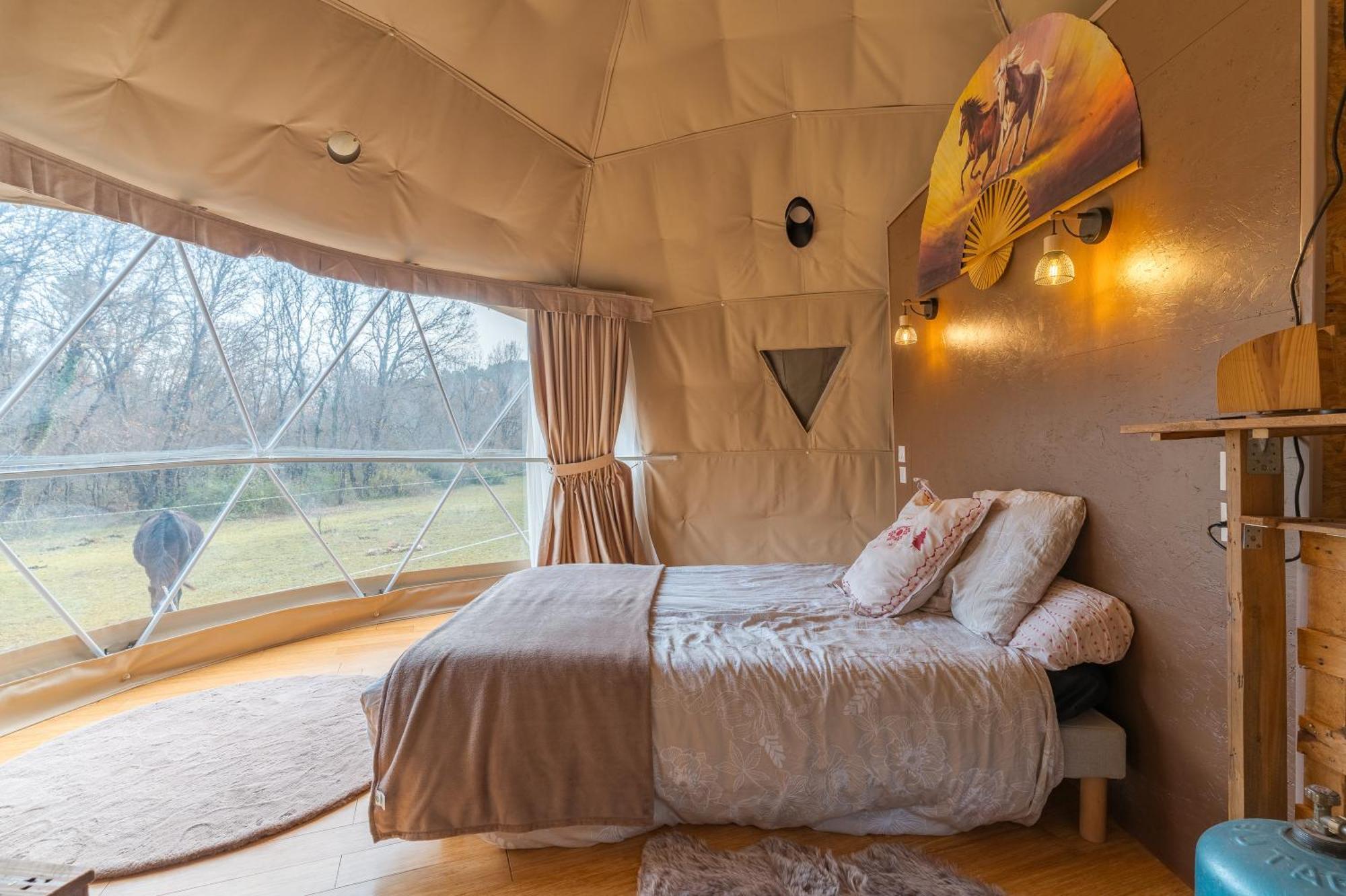 La Cabane Aux Chevaux Varages Экстерьер фото