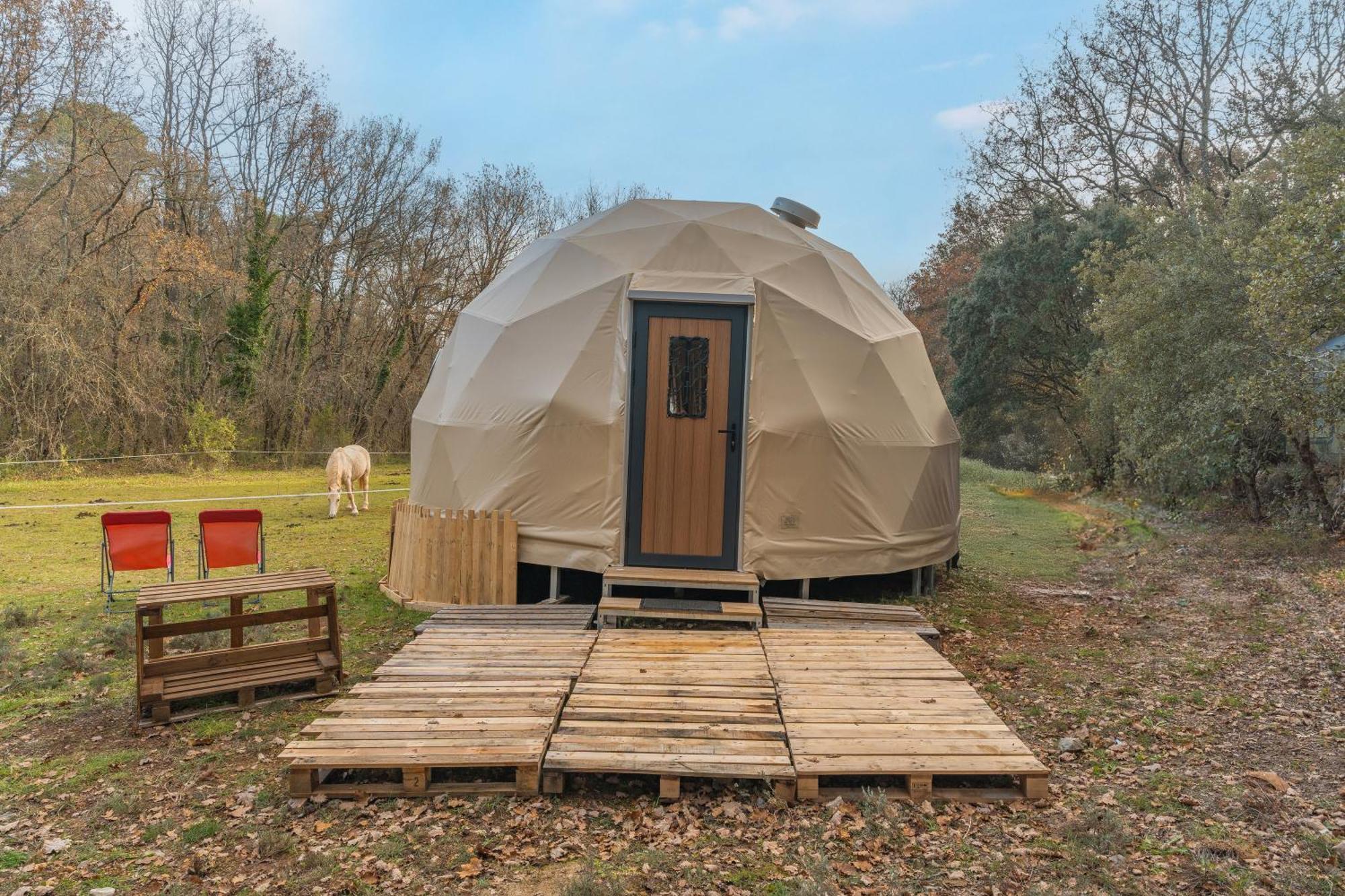 La Cabane Aux Chevaux Varages Экстерьер фото